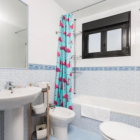Holiday home Home2book Casa Tara Kutir La Oliva